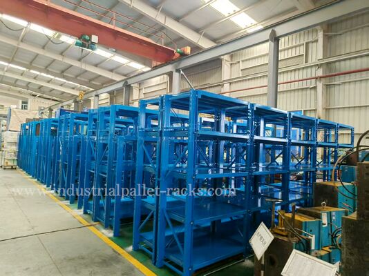 কেনা কাস্টম কাঠের প্রদর্শন শেল্ভিং এবং গার্মেন্টস দোকান / ওয়াইন দোকান / মোলার জন্য দাঁড়িয়েছে অনলাইনে উৎপাদন